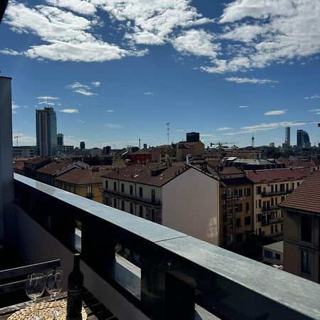 Appartamento Isola- Attico Con Balcone Milano Dış mekan fotoğraf